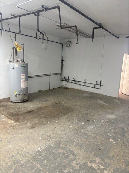 More Photos Of 10 E 37th St, New York Office For Lease
