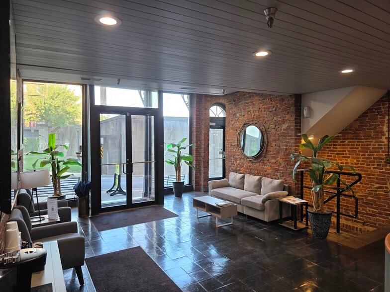 More Photos Of 101 N 7th St, Louisville Loft Creative Space For Lease