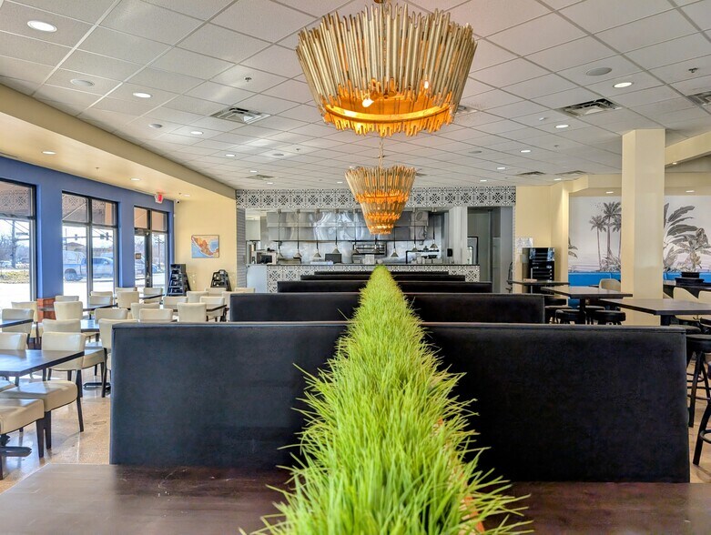 More Photos Of 5204 Colleyville Blvd, Colleyville Restaurant For Lease