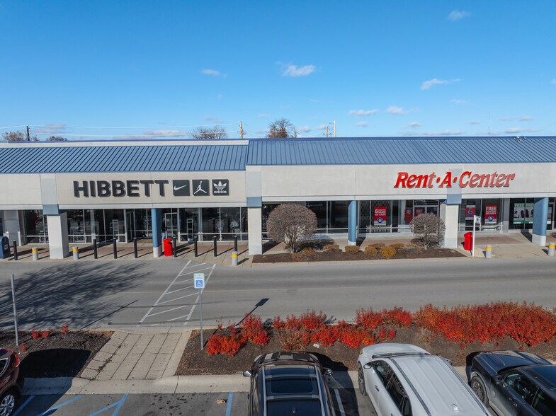 More Photos Of 4200 S East St, Indianapolis Unknown For Lease