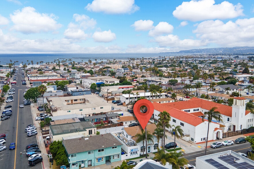 More Photos Of 1964-1968 Sunset Cliffs Blvd, San Diego Medical For Sale