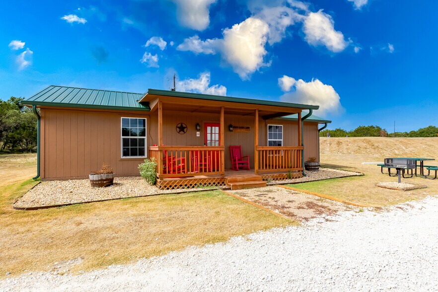 More Photos Of 200 King Ranch Rd, Gatesville Specialty For Sale