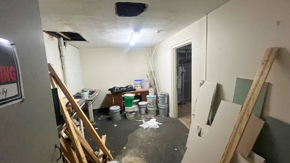 More Photos Of 2109 Harrison Ave, Cincinnati Apartments For Sale