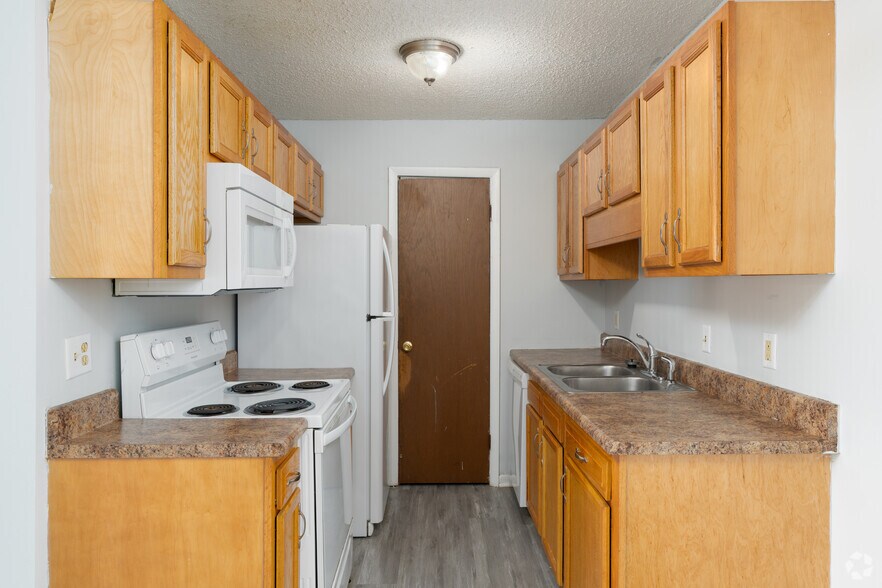 More Photos Of 1833 Seven Pines Rd, Springfield Apartments For Sale