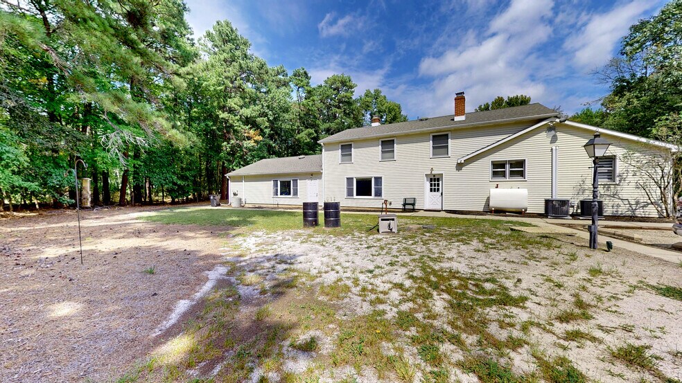 More Photos Of 172 Tuckerton Rd, Medford Office For Sale