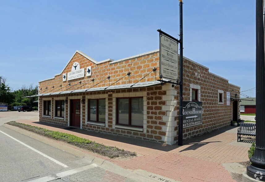 More Photos Of 200 S Main St, Keller Office For Sale
