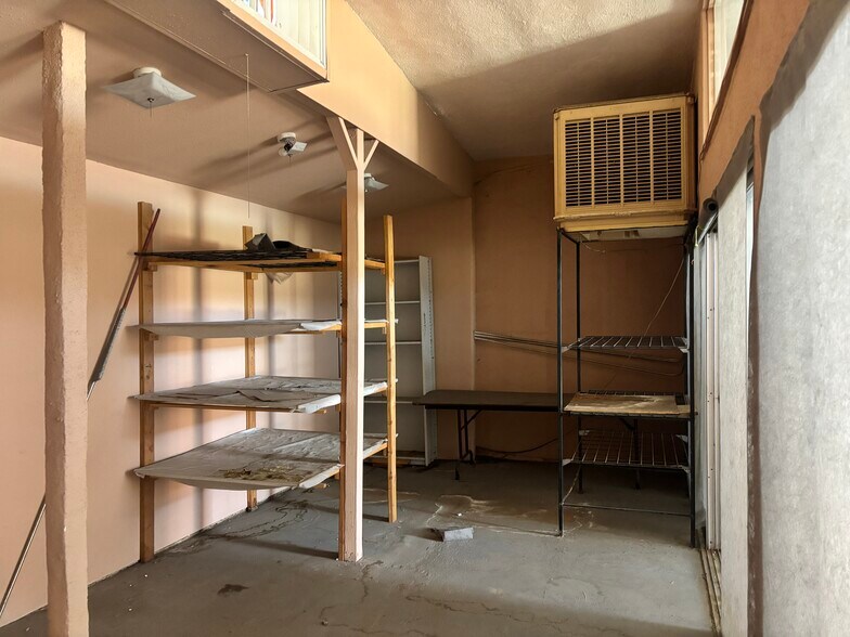 More Photos Of 3761 Royal Crest St, Las Vegas Office Residential For Sale