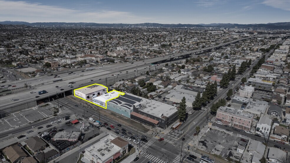 More Photos Of 326-330 W 58th St, Los Angeles Warehouse For Sale