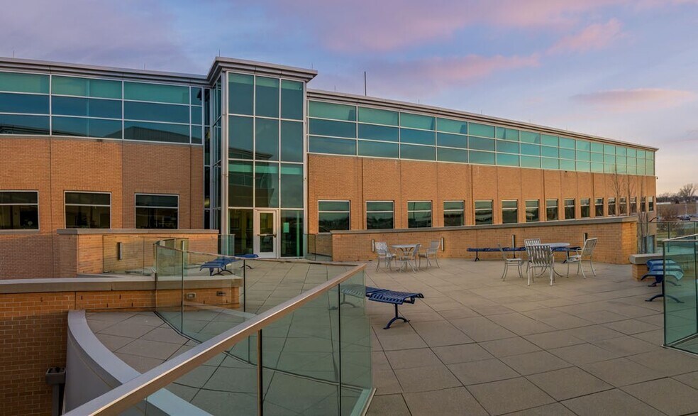 More Photos Of 12325 Port Grace Blvd, La Vista Office For Lease