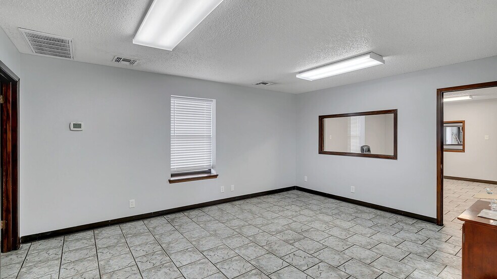 More Photos Of 15116 FM 1518, Selma Distribution For Sale