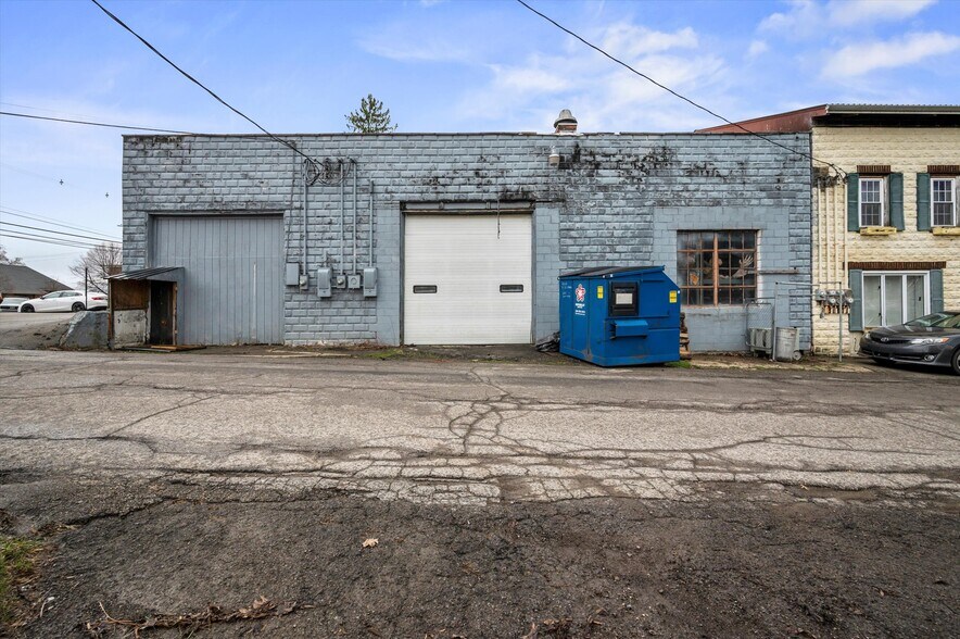 More Photos Of 138 S Market St, New Wilmington Storefront For Sale