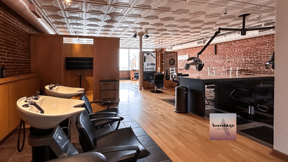 More Photos Of 23 Franklin St, Torrington Storefront Retail Office For Lease