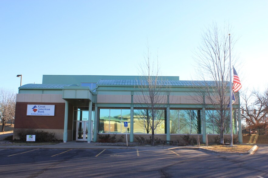 More Photos Of 3500 W Clinton Pky, Lawrence Office For Sale