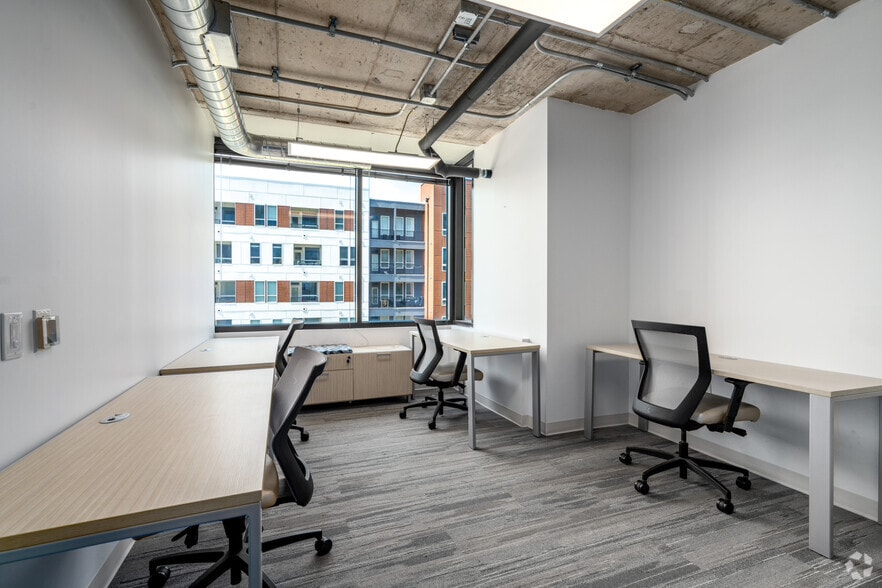 More Photos Of 1515 Mockingbird Ln, Charlotte Office For Lease