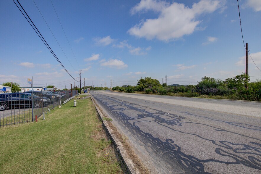 More Photos Of 10600 O'Connor rd, Live Oak Land For Sale