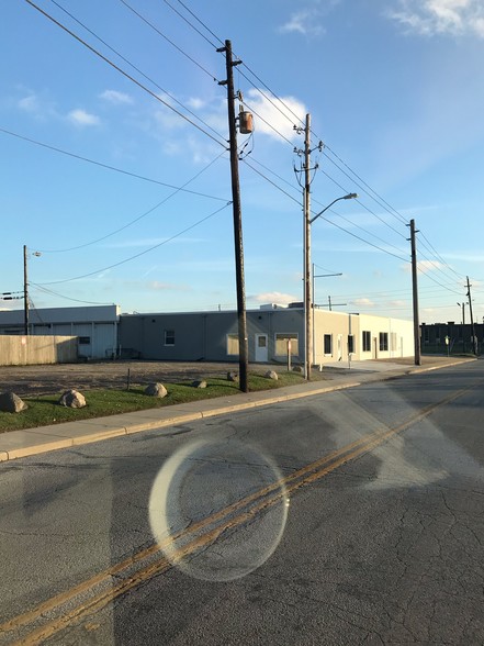 More Photos Of 471 S Ritter Ave, Indianapolis Warehouse For Sale
