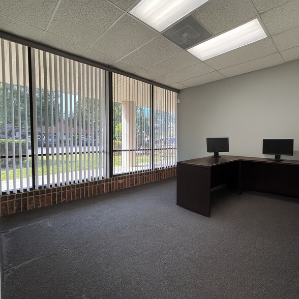 More Photos Of 826 Creighton Rd, Pensacola Light Distribution For Lease