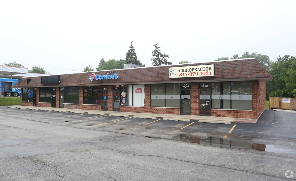 More Photos Of 444-456 E Dundee Rd, Palatine Unknown For Lease