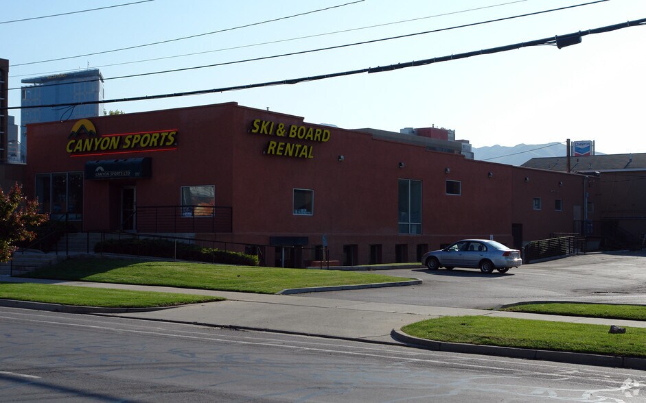 More Photos Of 517 S 200 W, Salt Lake City Freestanding For Lease