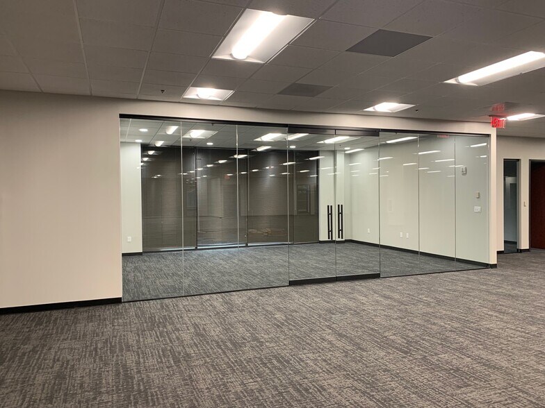 More Photos Of 6455 Shiloh Rd, Alpharetta Office For Sale