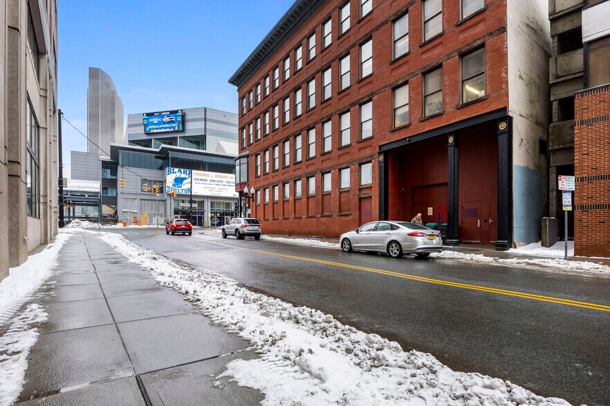 More Photos Of 60 S Pearl St, Albany Office For Sale