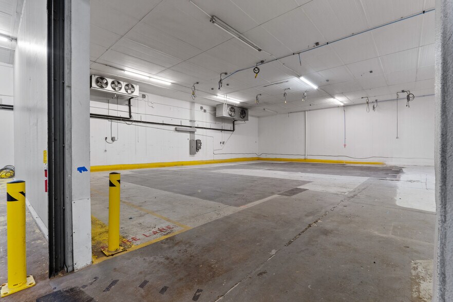 More Photos Of 25 Word St, Fairburn Warehouse For Sale