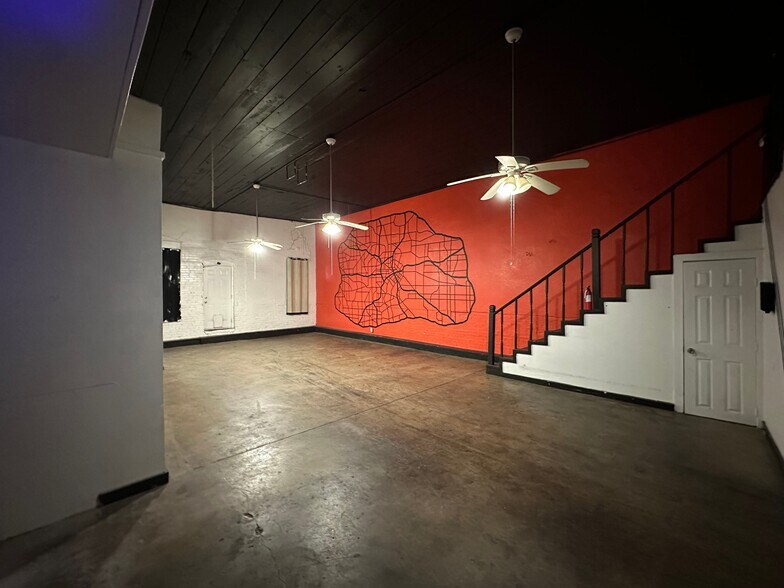 More Photos Of 4314-4316 Elm St, Dallas Storefront For Sale