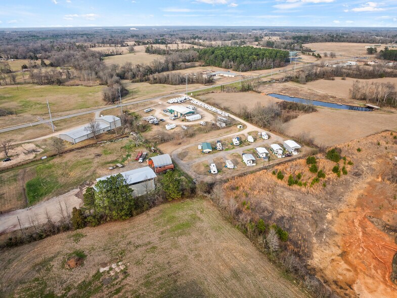 More Photos Of 1242 Loop 179, Pittsburg Specialty For Sale