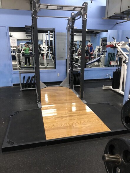 More Photos Of 38 Swampscott Rd, Salem Self Storage For Lease