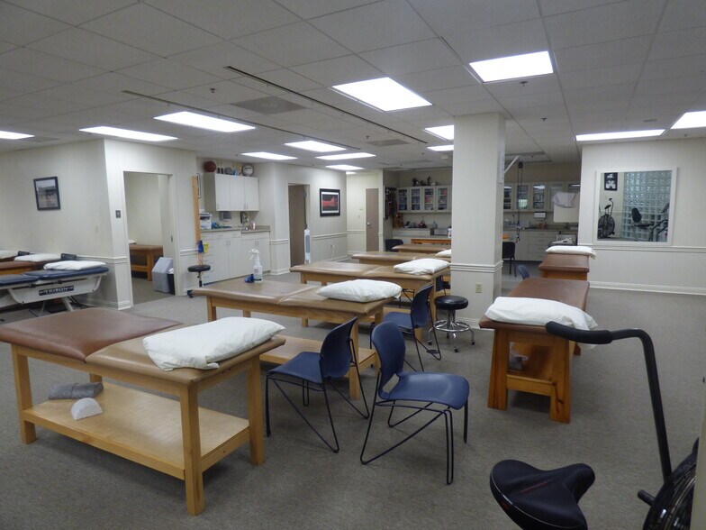 More Photos Of 4800 Mexico Rd, Saint Peters Medical For Lease