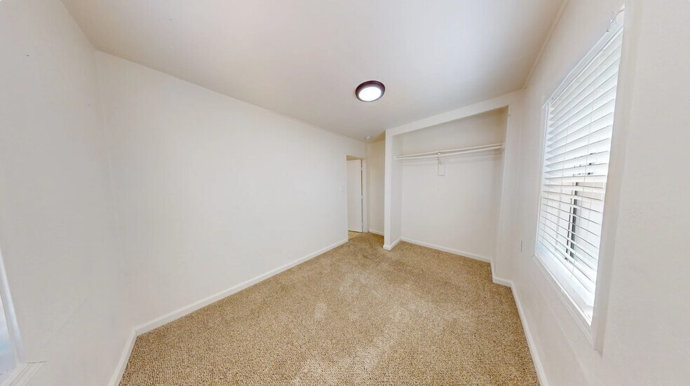 More Photos Of 2715 Twin View Blvd, Shasta Lake Multifamily For Sale