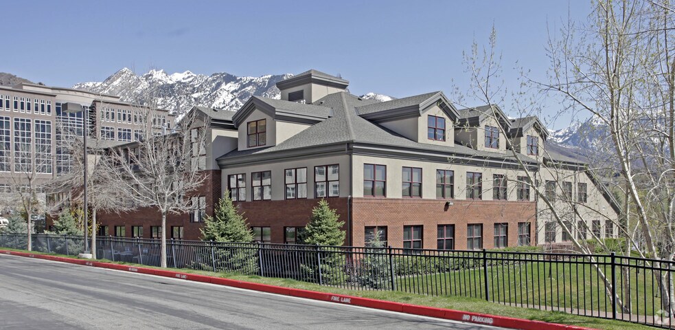 More Photos Of 3115 E Lion Ln, Holladay Medical For Sale