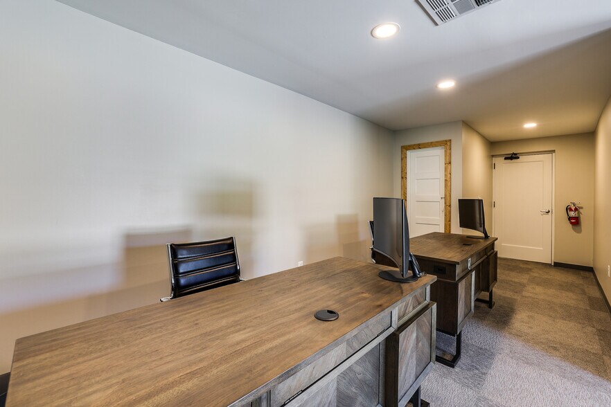 More Photos Of 6720 Dick Price Rd, Mansfield Office For Lease