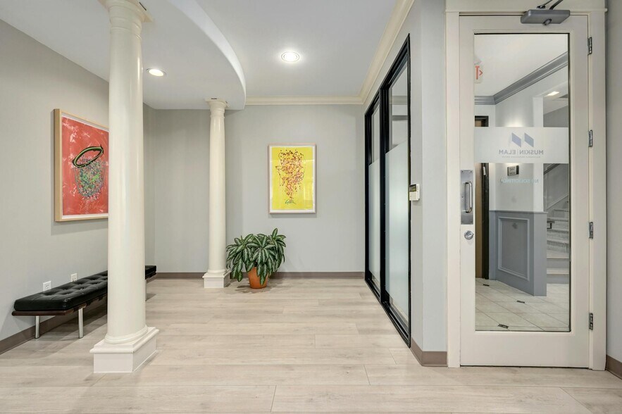 More Photos Of 4601 Spicewood Springs Rd, Austin Office For Sale