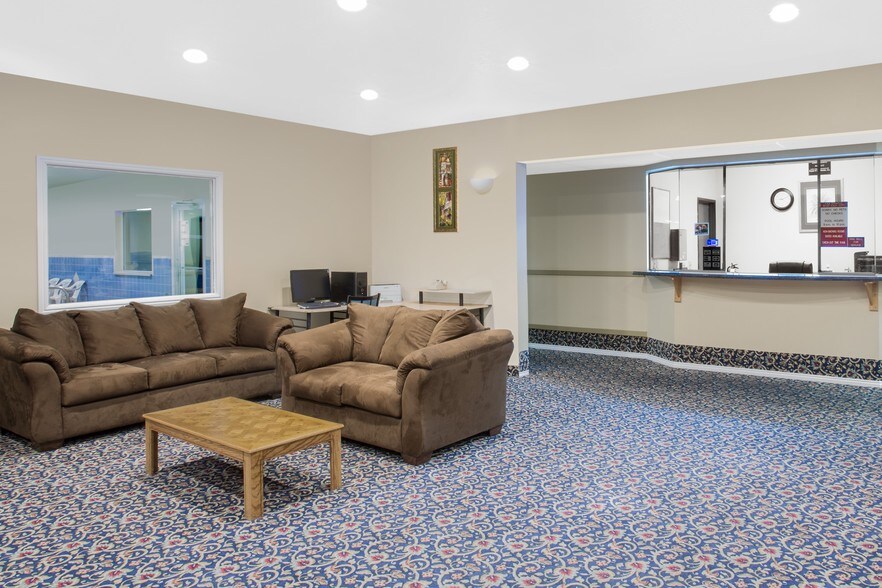 More Photos Of 1624 W Highway 40, Vernal Hotel For Sale