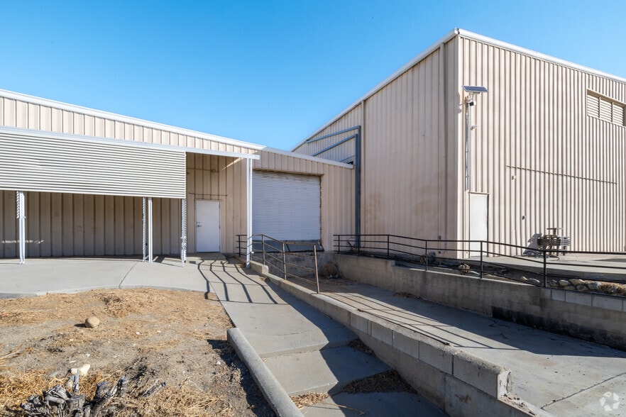 More Photos Of 1284 E Lincoln St, Banning Warehouse For Sale