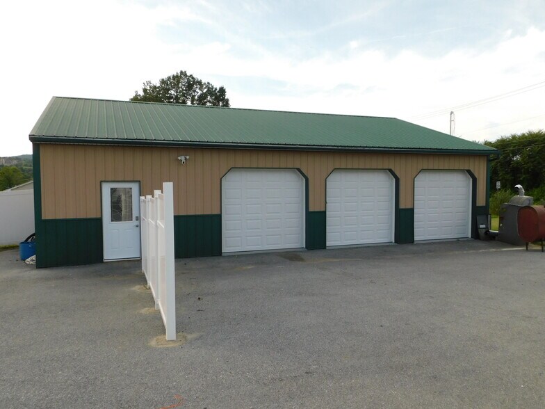 More Photos Of 1177 Route 100, Bechtelsville Warehouse For Lease