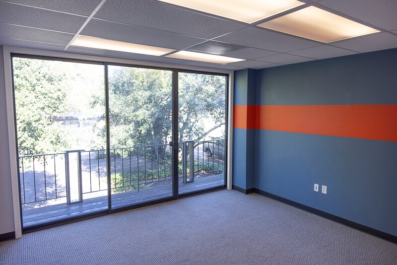 More Photos Of 717 College Ave, Santa Rosa Office For Sale
