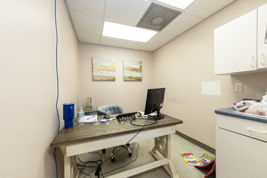 More Photos Of 26 Office Park Dr, Palm Coast Medical For Sale