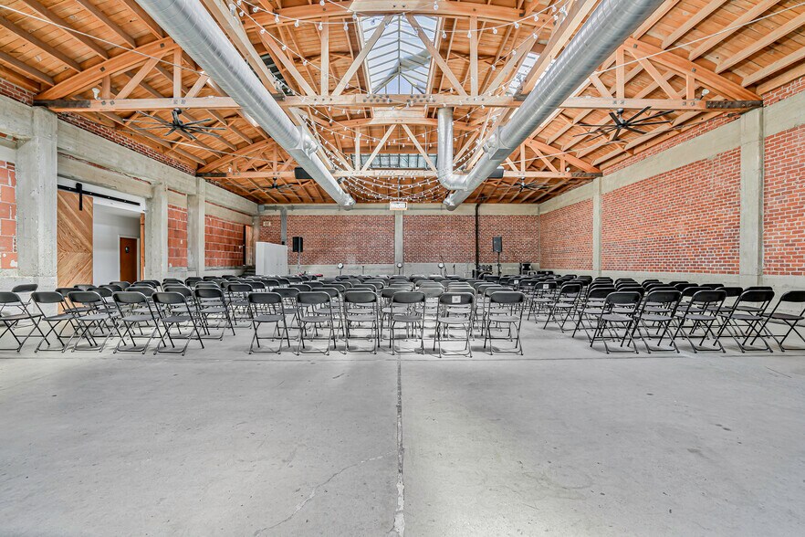 More Photos Of 325 15th St, San Diego Loft Creative Space For Lease