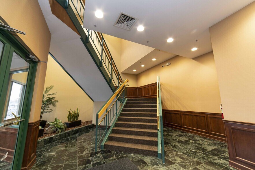 More Photos Of 2875 Union Rd, Cheektowaga Office For Lease