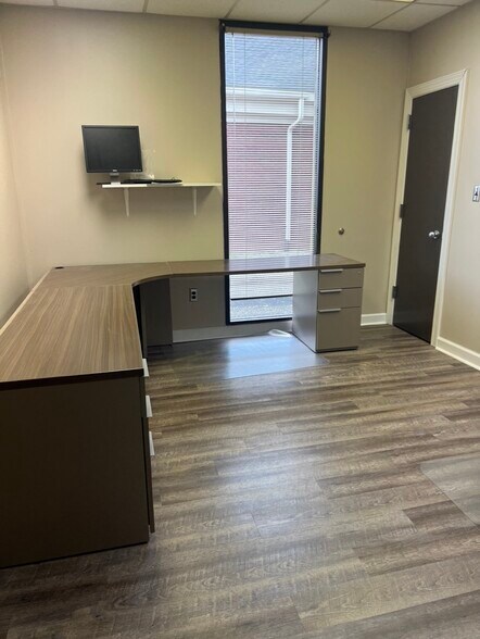 More Photos Of 4250 Lomac St, Montgomery Medical For Lease