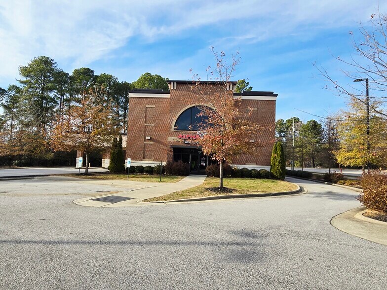 More Photos Of 701 Mutual Ct, Raleigh Office For Sale