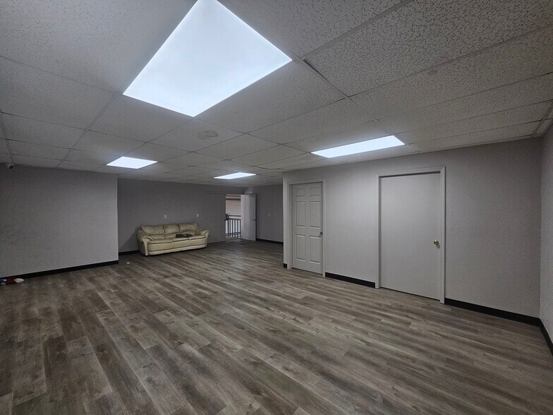 More Photos Of , Dallas Unknown For Sale