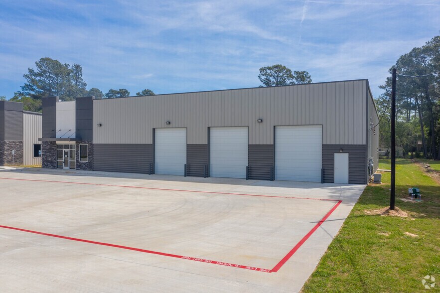 More Photos Of 12724 Cypress Valley Rd, Cypress Warehouse For Lease
