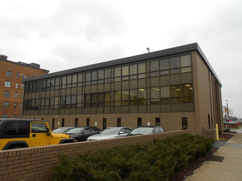 More Photos Of 150 E Mound St, Columbus Office For Lease