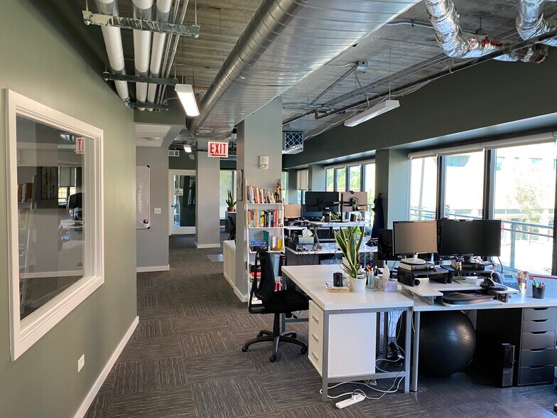 More Photos Of 847 Chicago Ave, Evanston Apartments For Lease