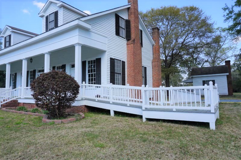 More Photos Of 668 N Main St, Jasper Storefront Retail Office For Sale