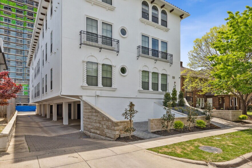 More Photos Of 4210 Prescott Ave, Dallas Apartments For Sale