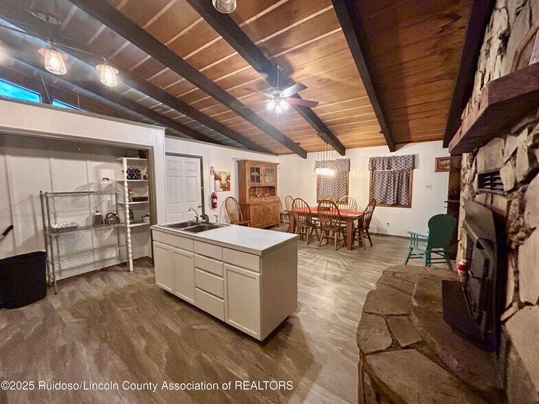 More Photos Of 616 Sudderth Dr, Ruidoso General Retail For Sale